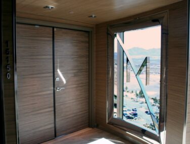 wow 1 proj m resort 1