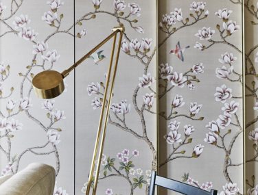 China Classic Collection Wild Magnolia Bush Rome Bedroom detail