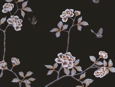 Collezione Moonlight Peonies: Tessuto da Parato Dipinto a Mano • Misha 2024 04 10 17 03 37