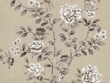 Collezione Peony Garden: Tessuto da Parato Dipinto a Mano • Misha 2024 04 10 16 55 21