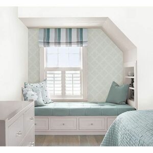 Grey Quatrefoil Peel & Stick Wallpaper