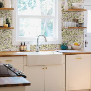 0061880 lilac marigold forest flower peel and stick wallpaper.jpeg