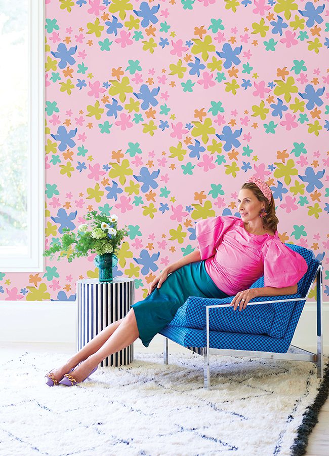 0069160 lele lillies multi peel and stick wallpaper.jpeg