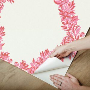 Valentino Wreath Peel and Stick Wallpaper