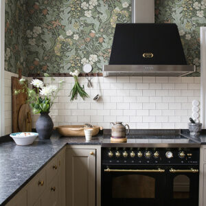 Elise Green Nouveau Gardens Wallpaper