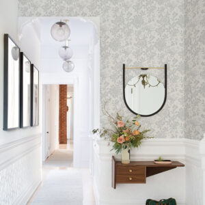 Helen Light Grey Floral Trail Wallpaper