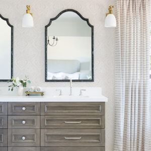 Scout Lavender Floral Ogee Wallpaper