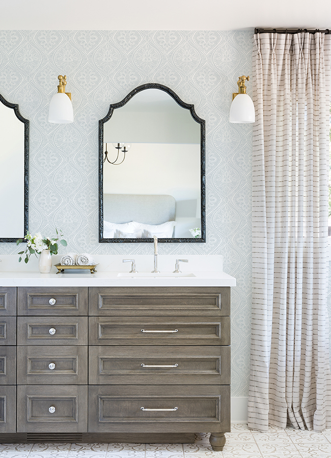 Scout Light Blue Floral Ogee Wallpaper - Image 2