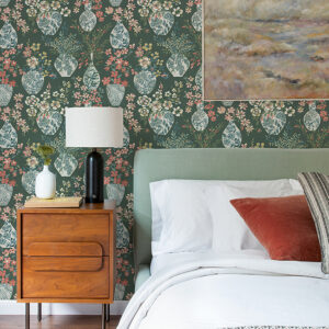 Harper Green Floral Vase Wallpaper