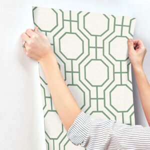 Manor Green Geometric Trellis Wallpaper